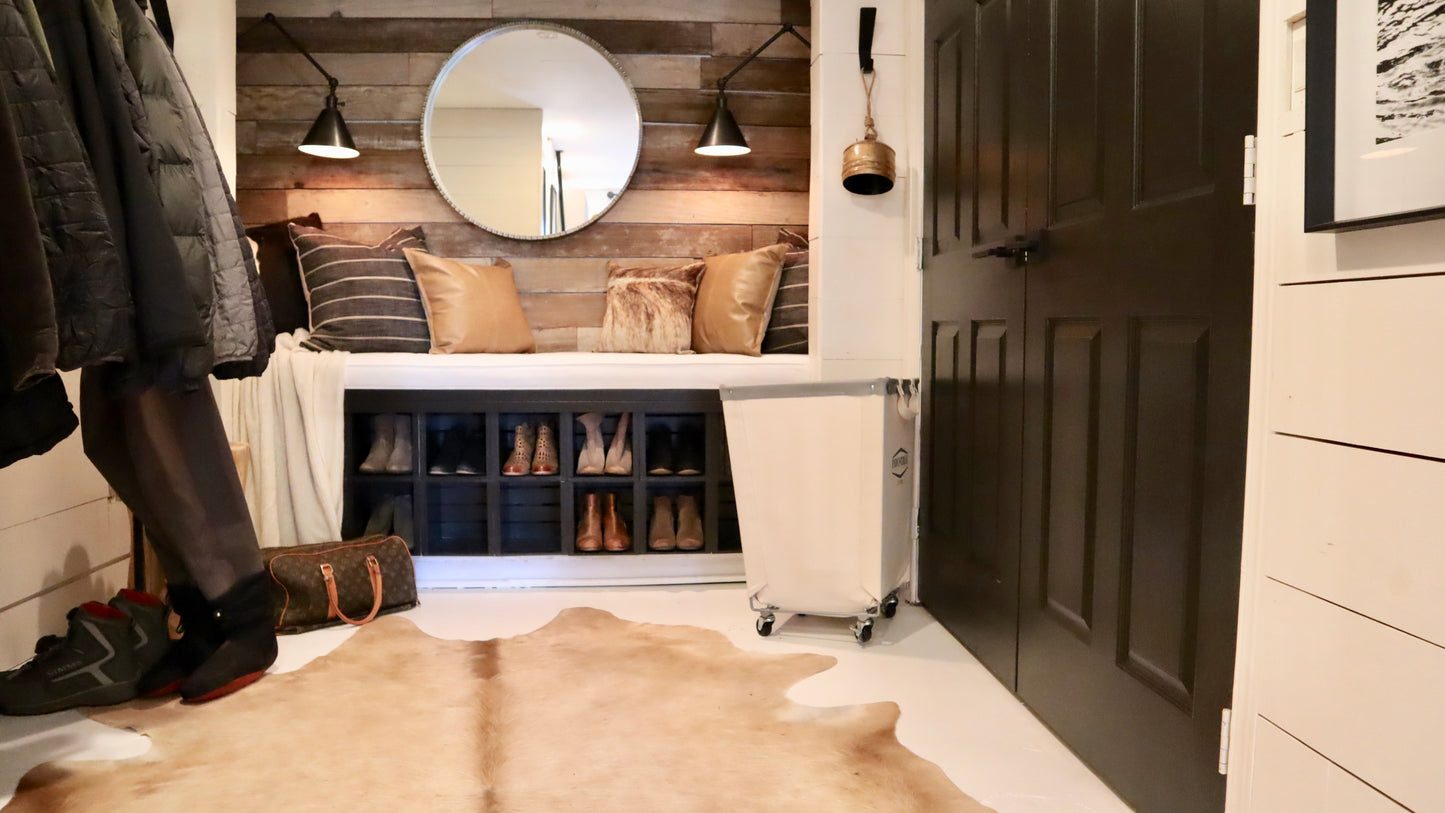 Solid Dark Palomino Cowhide Rug - L